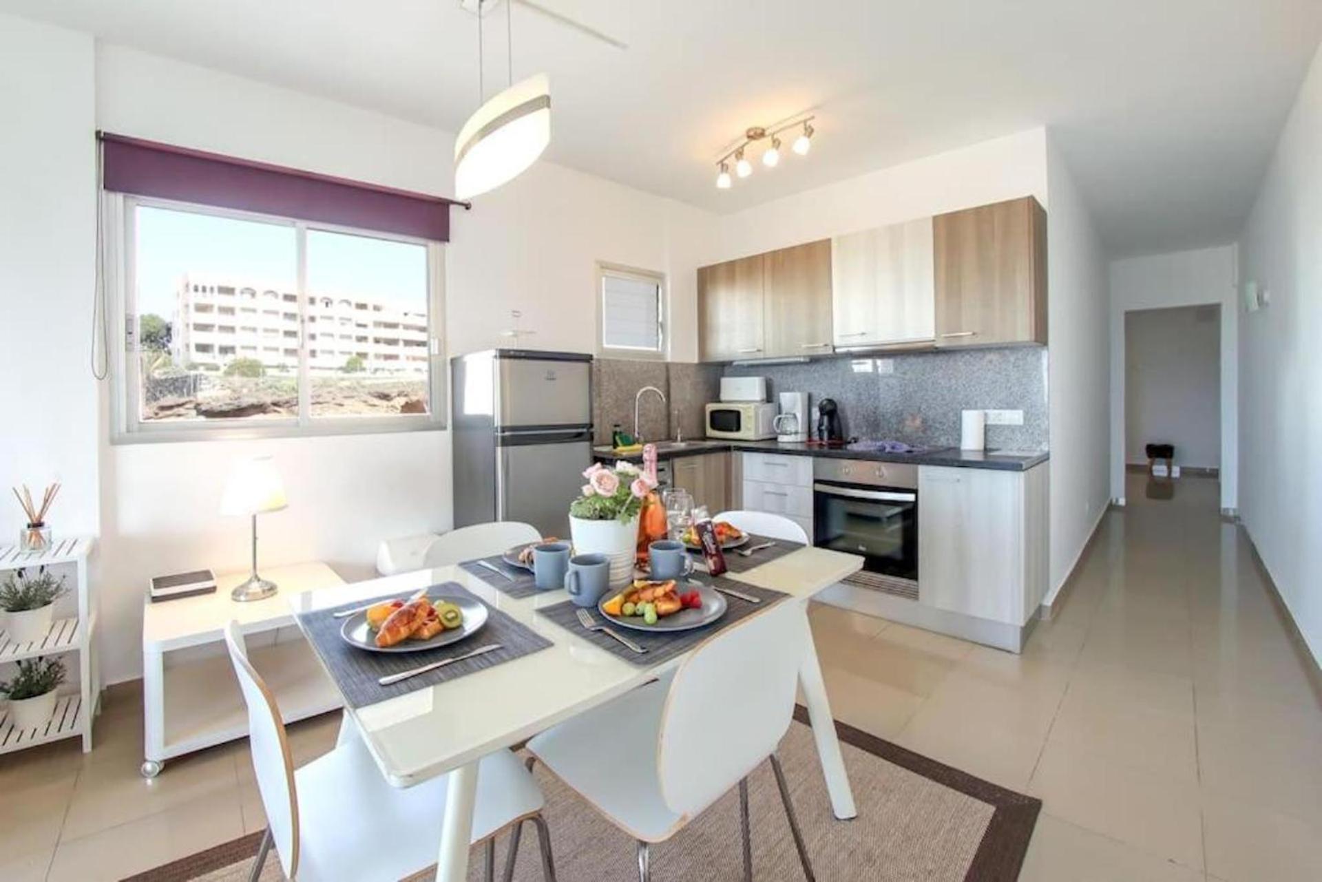 Amazing 2 Bedroom Flat With Beachfront And Pool, Paraiso Del Sur A306 Плайя-Параисо Экстерьер фото